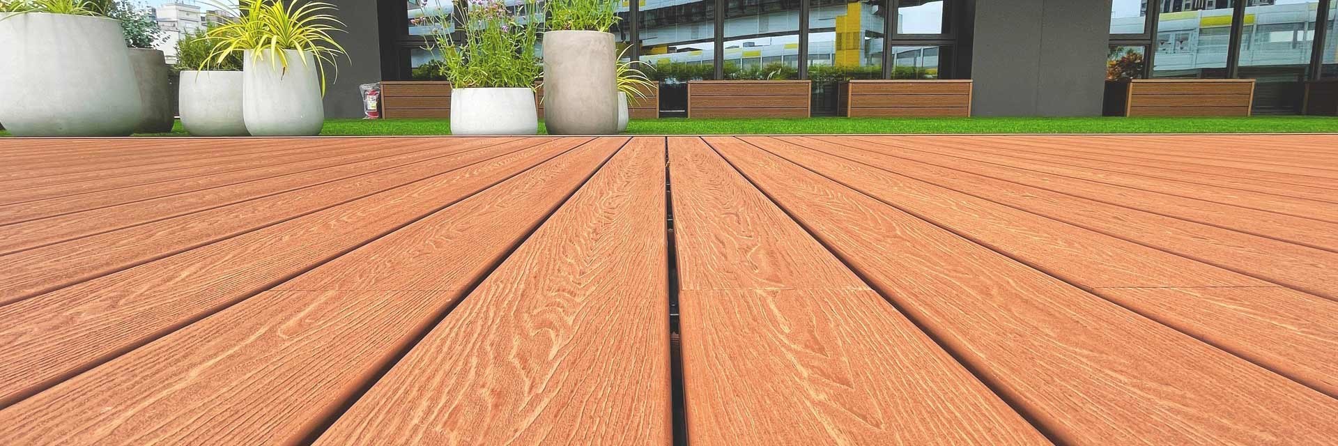 qualité Panneau de revêtement de sol en WPC usine