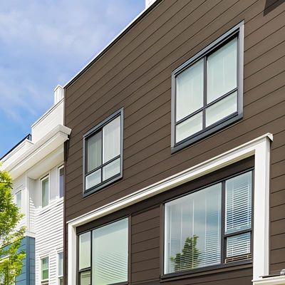 Un bon prix. Résidentiel extérieur revêtement murale en WPC résistant à la rouille Différentes couleurs disponibles en ligne