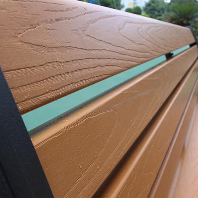 Un bon prix. Banquette de jardin en WPC chaise composite en bois en plastique résistant à la pourriture en ligne