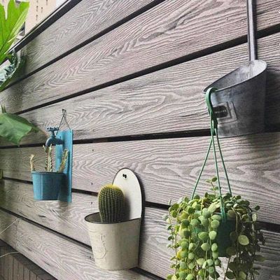 Un bon prix. Profil de revêtement de sol en WPC creux à trois couches composite 3D extérieur en ligne
